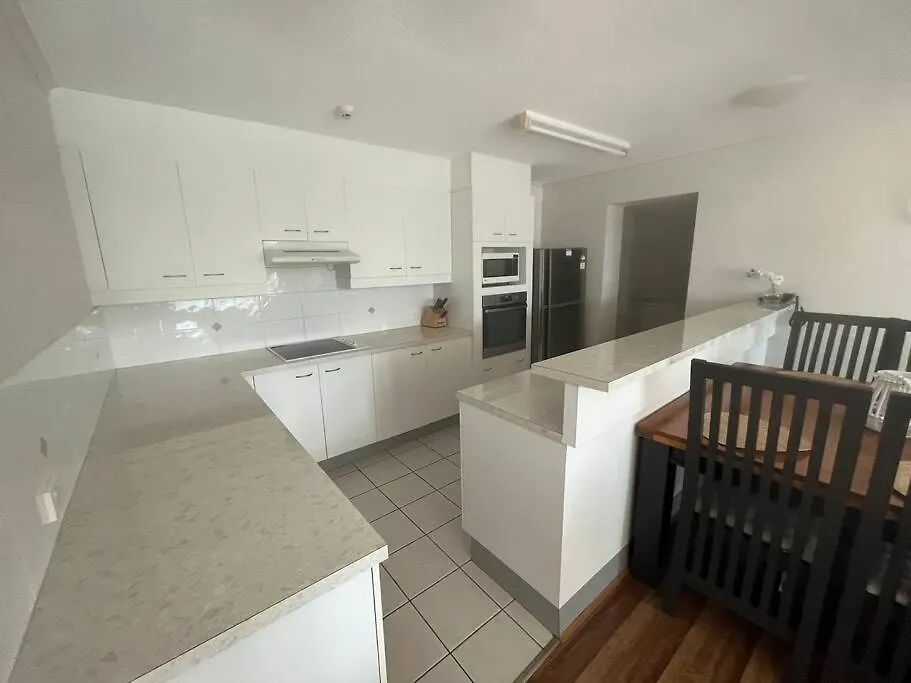 Beach Side Cotton Tree Family Friendly Resort Maroochydore 0*,